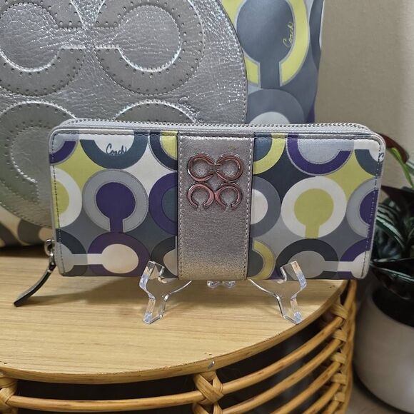 Coach Julia Op Art Signature Tote | Matching Wallet - Picture 2 of 16